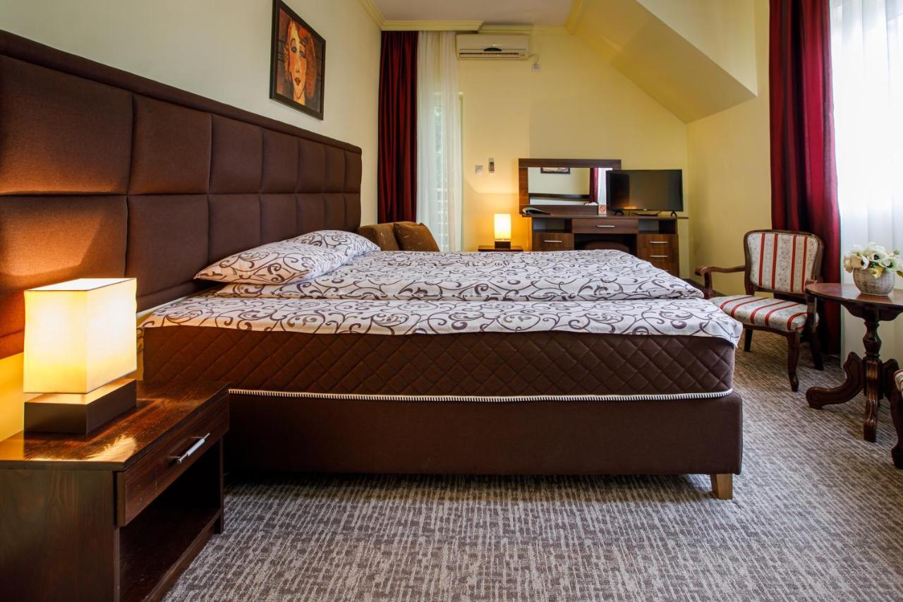 Villa Modena Subotica Ngoại thất bức ảnh